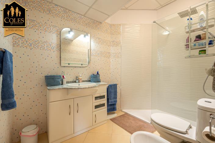 Image No.20-3 Bed Villa for sale
