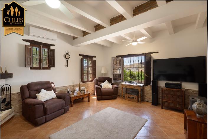 Image No.8-3 Bed Cortijo for sale