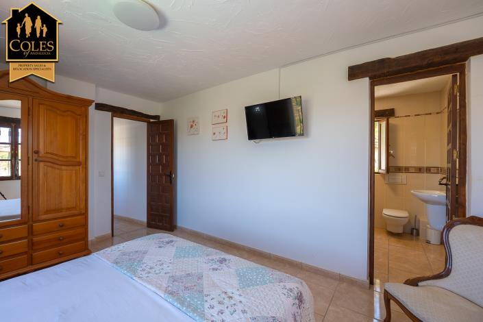 Image No.22-3 Bed Cortijo for sale