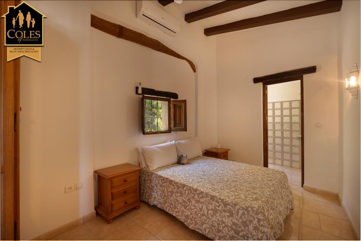 Image No.24-3 Bed Cortijo for sale