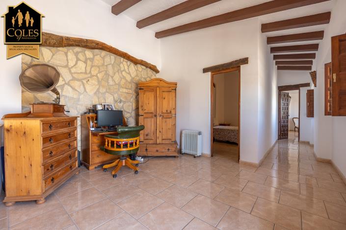 Image No.27-3 Bed Cortijo for sale