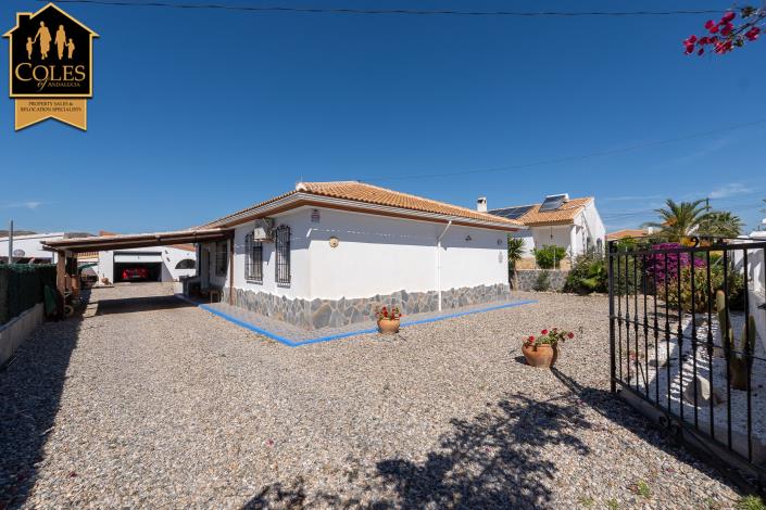 Image No.5-3 Bed Villa / Detached for sale