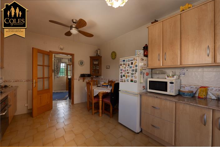 Image No.21-3 Bed Villa / Detached for sale
