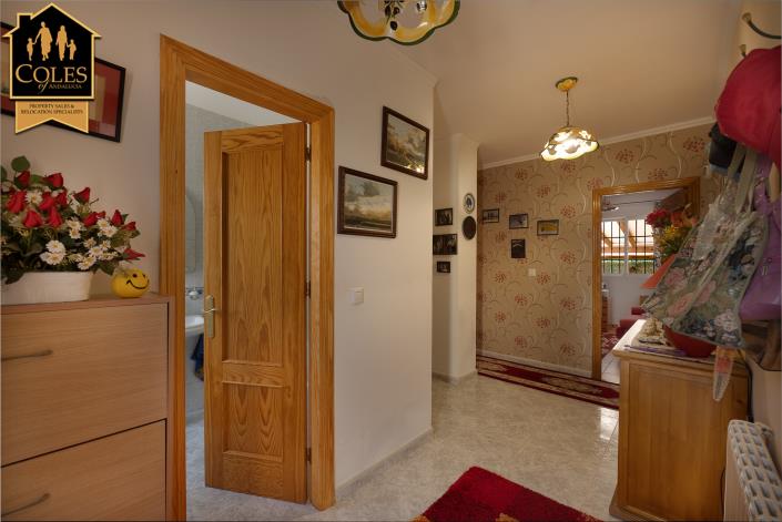 Image No.22-3 Bed Villa / Detached for sale