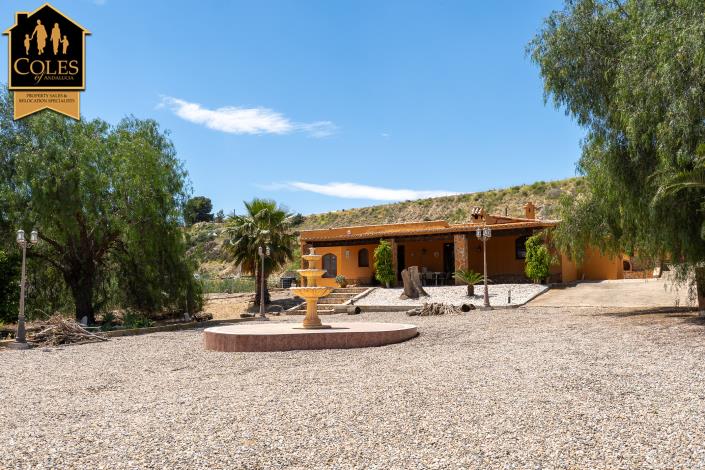 Image No.3-3 Bed Villa / Detached for sale