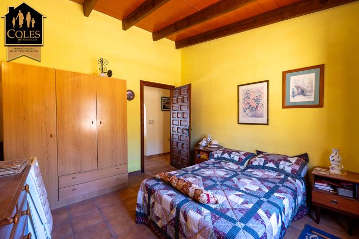 Image No.14-3 Bed Villa / Detached for sale