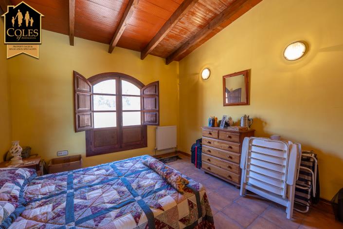Image No.19-3 Bed Villa / Detached for sale