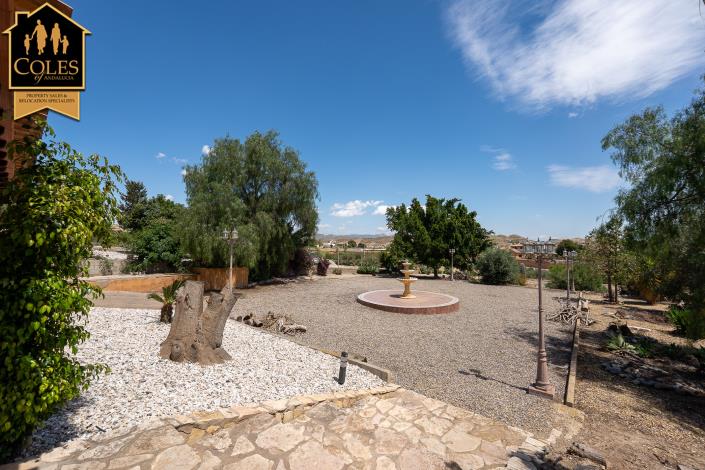 Image No.21-3 Bed Villa / Detached for sale