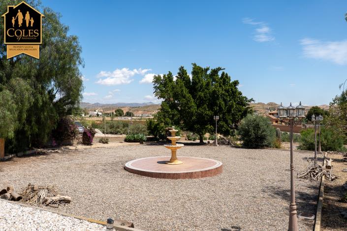 Image No.22-3 Bed Villa / Detached for sale