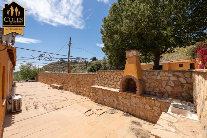 Image No.26-3 Bed Villa / Detached for sale