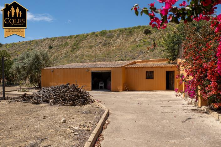 Image No.27-3 Bed Villa / Detached for sale
