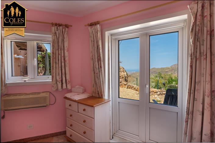 Image No.16-3 Bed Villa / Detached for sale
