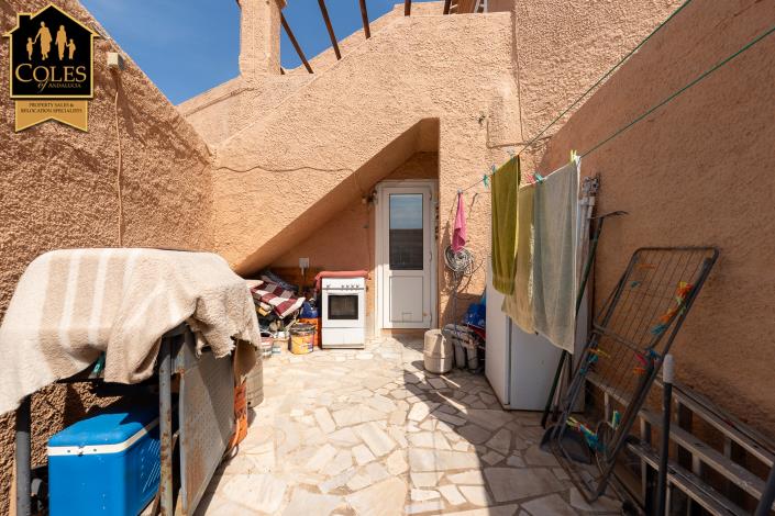 Image No.27-3 Bed Villa / Detached for sale
