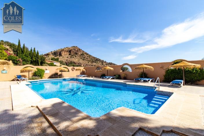 Image No.28-3 Bed Villa / Detached for sale