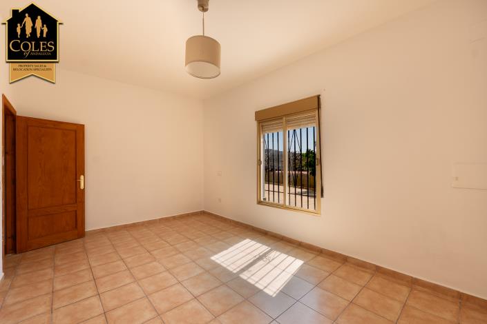 Image No.23-4 Bed Cortijo for sale
