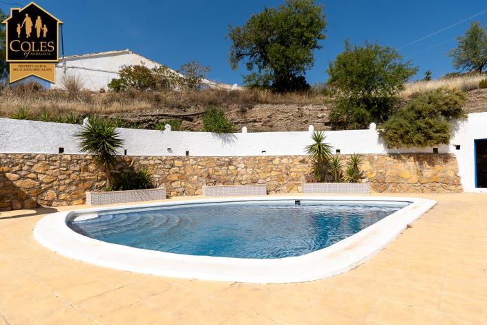 Image No.26-4 Bed Cortijo for sale