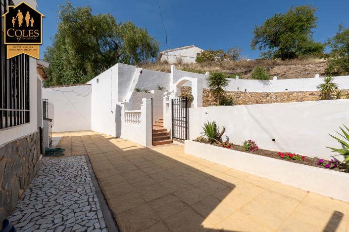 Image No.28-4 Bed Cortijo for sale