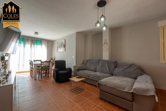 Image No.8-3 Bed Townhouse for sale
