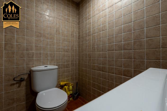 Image No.16-3 Bed Townhouse for sale