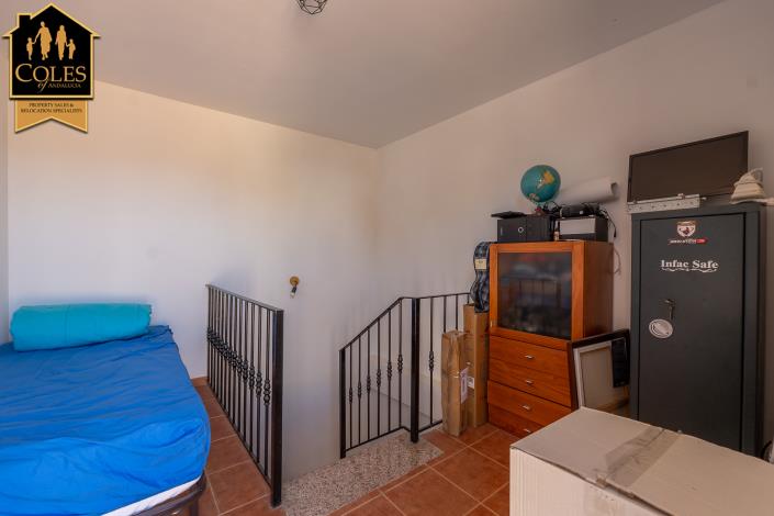 Image No.32-3 Bed Townhouse for sale