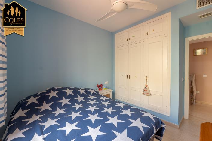 Image No.36-4 Bed Villa / Detached for sale