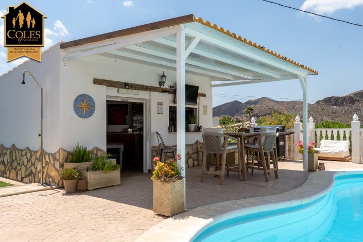 Image No.10-5 Bed Villa / Detached for sale