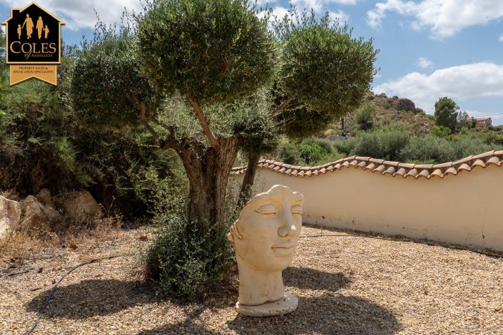 Image No.41-5 Bed Villa / Detached for sale