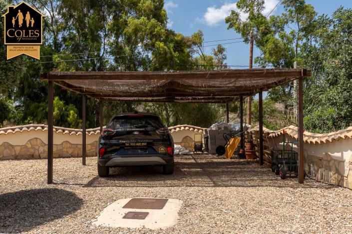 Image No.45-5 Bed Villa / Detached for sale