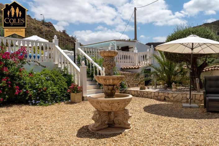 Image No.47-5 Bed Villa / Detached for sale
