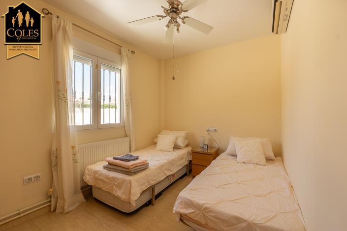 Image No.16-3 Bed Villa / Detached for sale