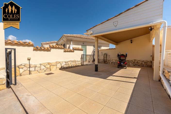 Image No.30-3 Bed Villa / Detached for sale