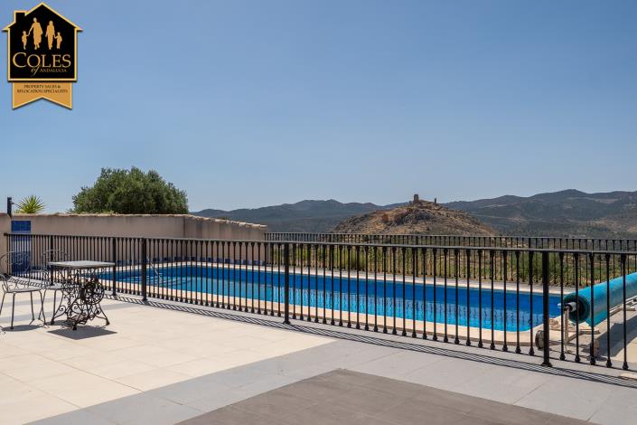 Image No.21-4 Bed Villa / Detached for sale