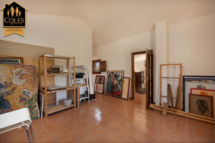 Image No.25-4 Bed Villa / Detached for sale