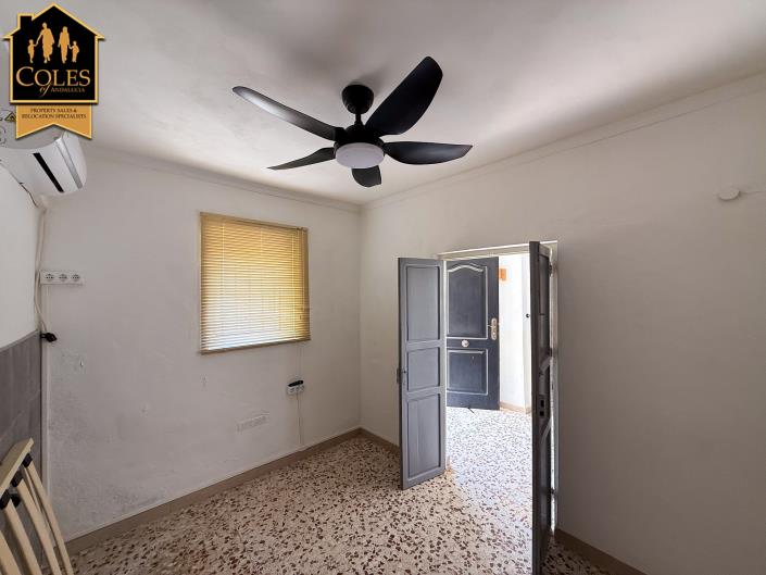 Image No.7-5 Bed Village House for sale