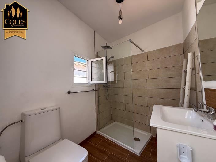 Image No.21-5 Bed Village House for sale
