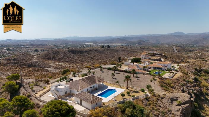 Image No.4-5 Bed Villa / Detached for sale