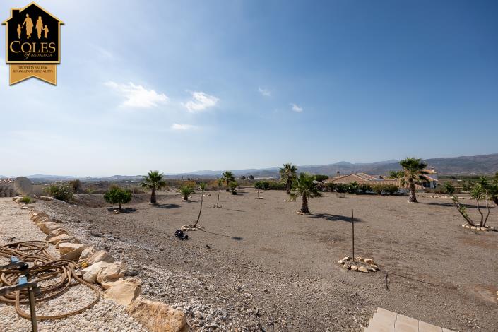 Image No.41-5 Bed Villa / Detached for sale