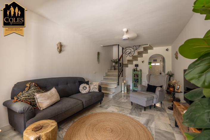 Image No.6-2 Bed Townhouse for sale