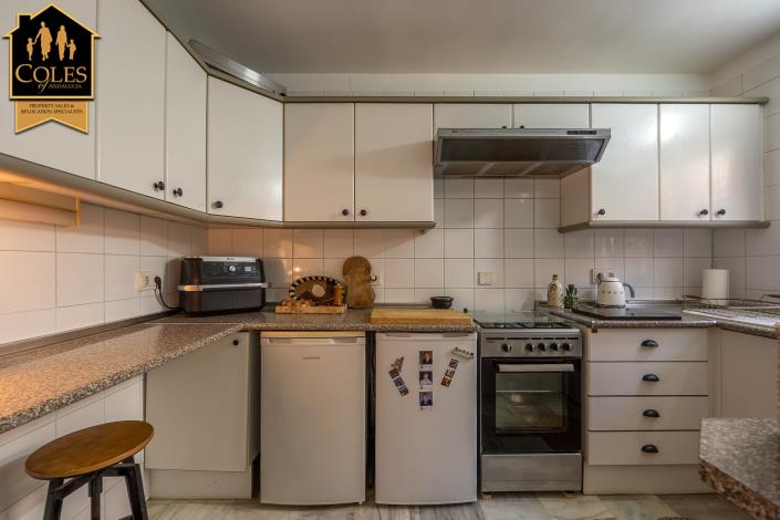 Image No.9-2 Bed Townhouse for sale