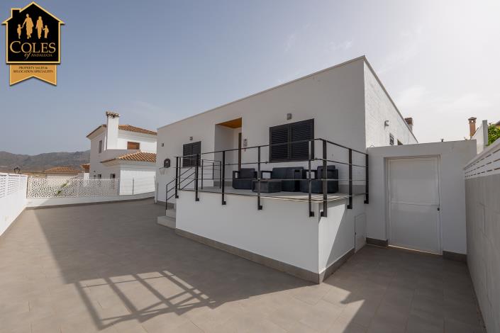 Image No.5-4 Bed Villa / Detached for sale