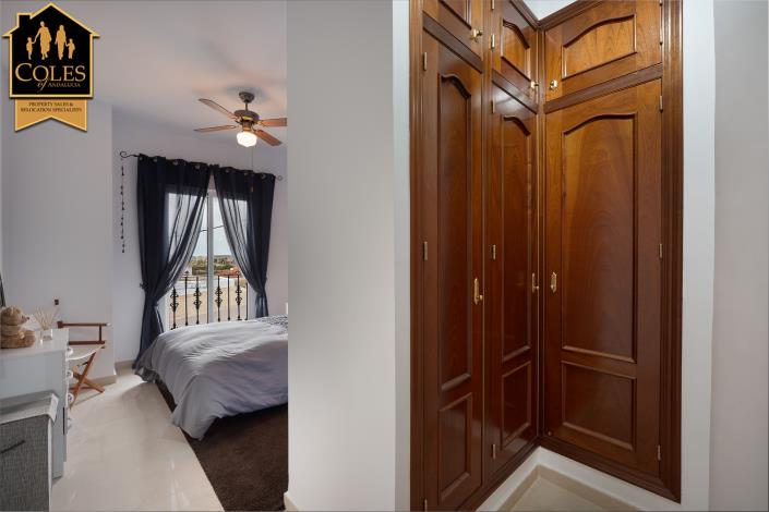 Image No.24-3 Bed Villa for sale