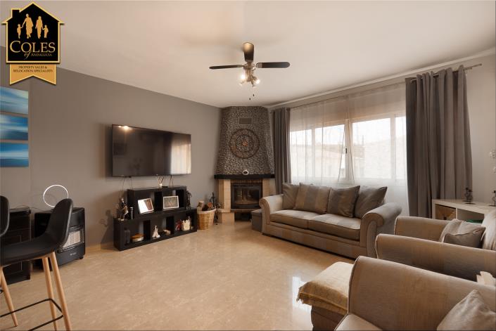 Image No.25-3 Bed Villa for sale
