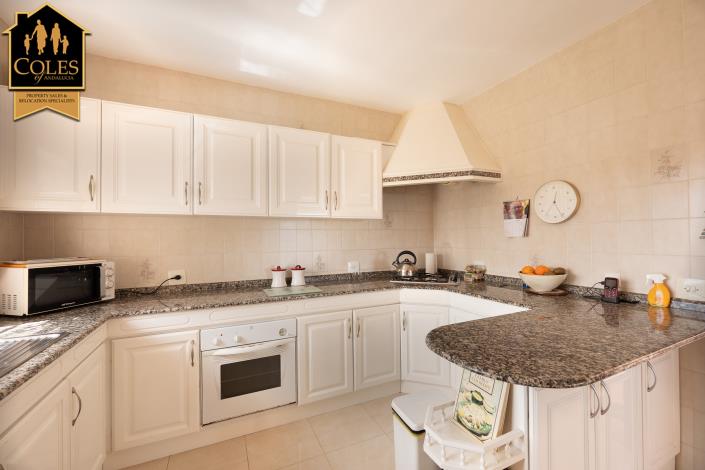 Image No.18-4 Bed Villa / Detached for sale