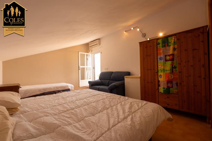 Image No.17-4 Bed Villa for sale