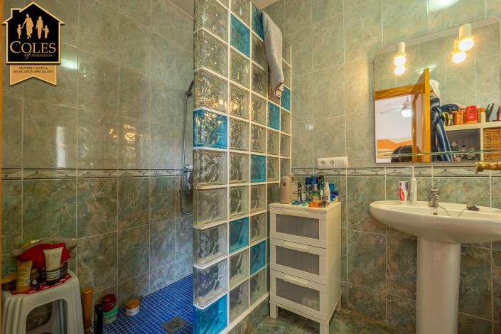 Image No.19-3 Bed Villa / Detached for sale