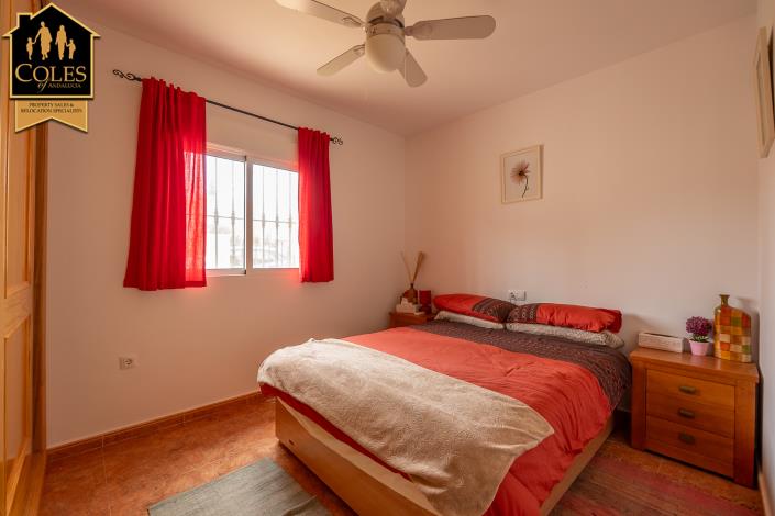 Image No.21-3 Bed Villa / Detached for sale