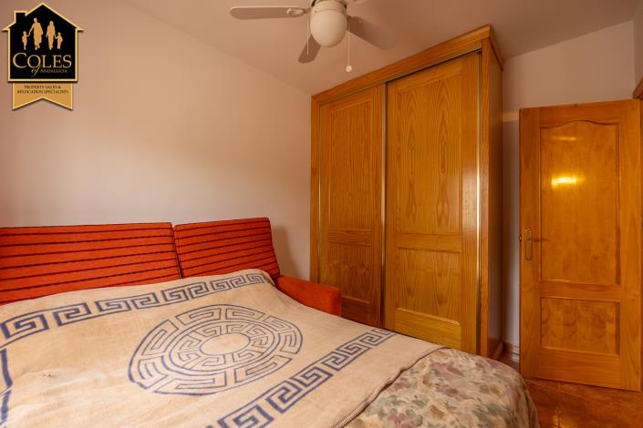 Image No.25-3 Bed Villa / Detached for sale