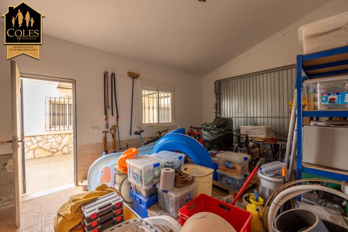 Image No.28-3 Bed Villa / Detached for sale