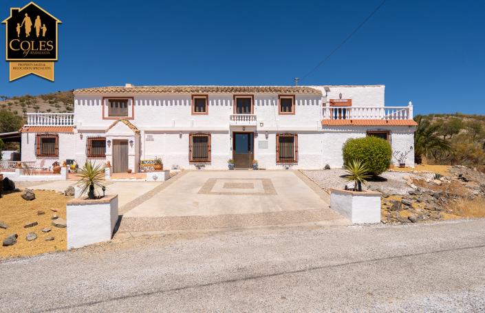 Image No.6-6 Bed Cortijo for sale