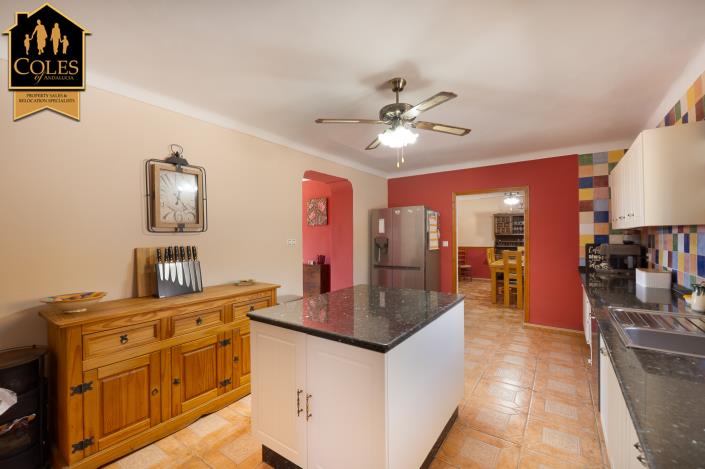 Image No.20-6 Bed Cortijo for sale